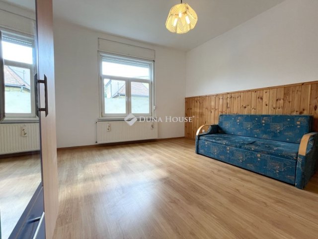 Eladó téglalakás, Budapesten, XX. kerületben 35.99 M Ft