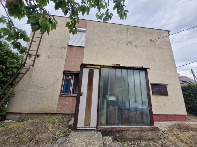 Eladó családi ház, Martfűn 42.8 M Ft, 3 szobás