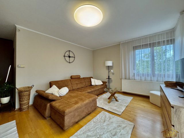 Kiadó téglalakás, albérlet, XIV. kerületben, Bonyhádi úton