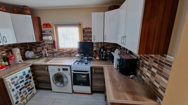 Eladó családi ház, Szigetcsépen 99.5 M Ft, 3 szobás