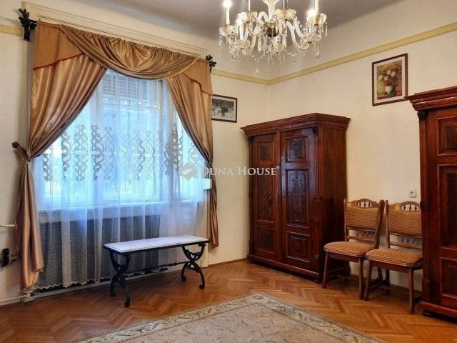 Eladó családi ház, Budapesten, XVIII. kerületben 134.9 M Ft