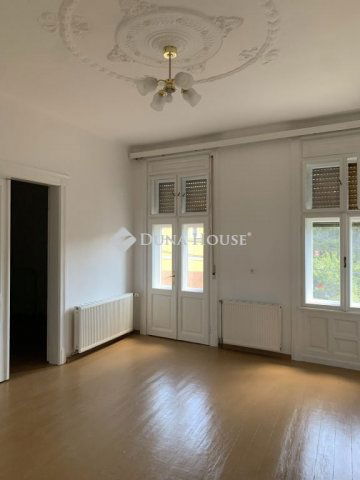 Kiadó családi ház, albérlet, Budakeszin, Erdő utcában