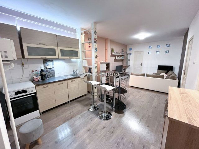 Eladó téglalakás, Budapesten, XX. kerületben 61 M Ft, 3 szobás