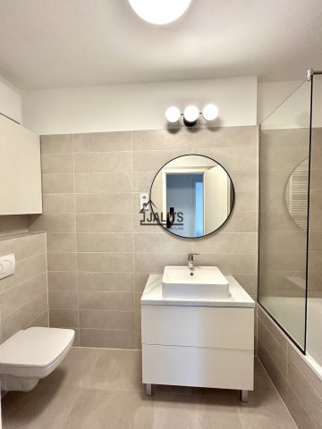 Kiadó téglalakás, albérlet, III. kerületben, Folyamőr utcában