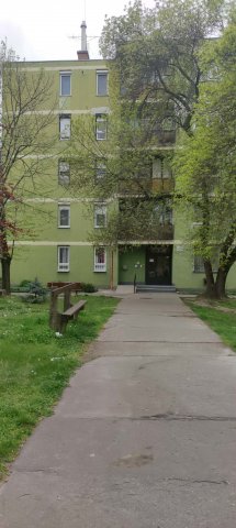 Eladó téglalakás, Törökszentmiklóson 27.6 M Ft, 2 szobás