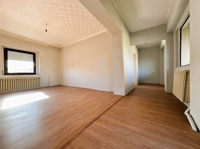 Eladó családi ház, Sarkadon 9.5 M Ft, 3 szobás