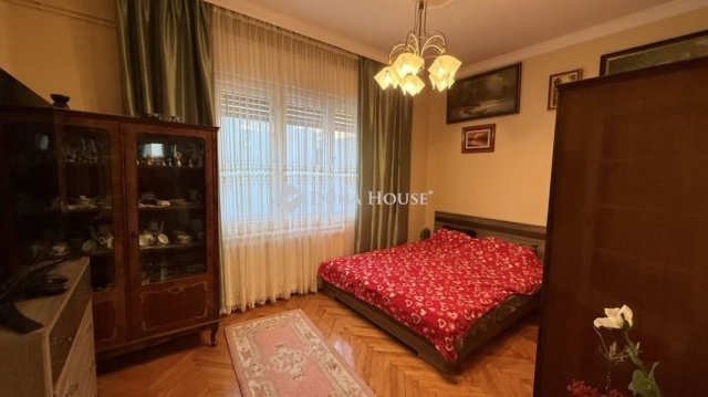 Eladó családi ház, Makón 65 M Ft, 4 szobás