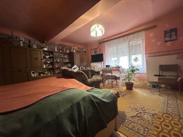 Eladó családi ház, Aparhanton 34.99 M Ft, 3 szobás