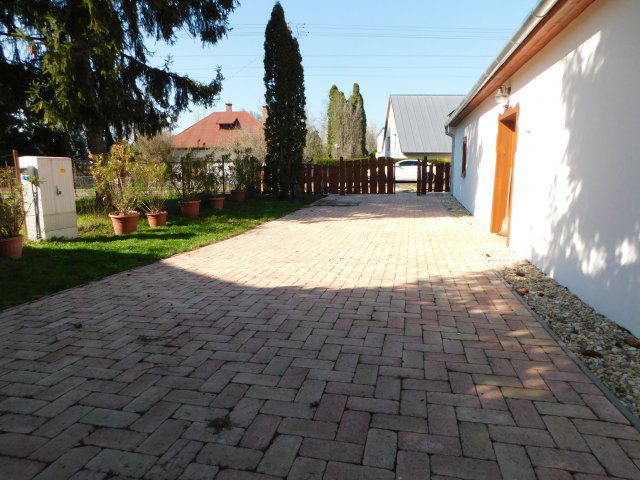 Eladó családi ház, Balatonberényben 99 M Ft, 3 szobás