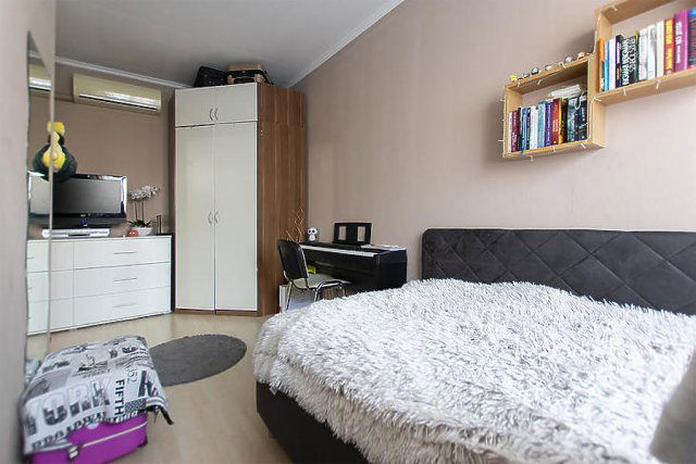 Eladó panellakás, Budapesten, XXI. kerületben, Krizantém utcában