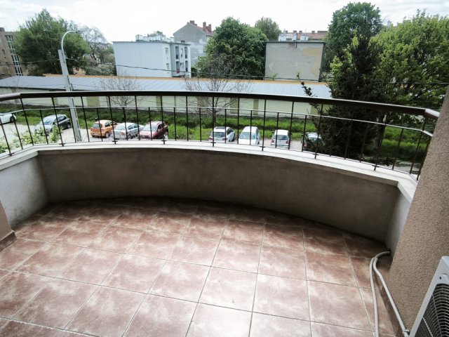 Kiadó téglalakás, albérlet, Miskolcon 230 E Ft / hó, 1+2 szobás