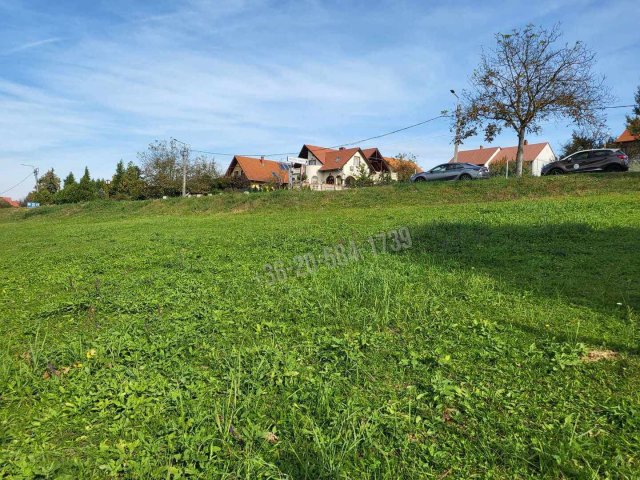 Eladó telek, Keszthelyen, Hévizi úton 32 M Ft