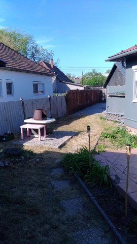 Eladó családi ház, Szigetszentmiklóson 87 M Ft, 2+1 szobás