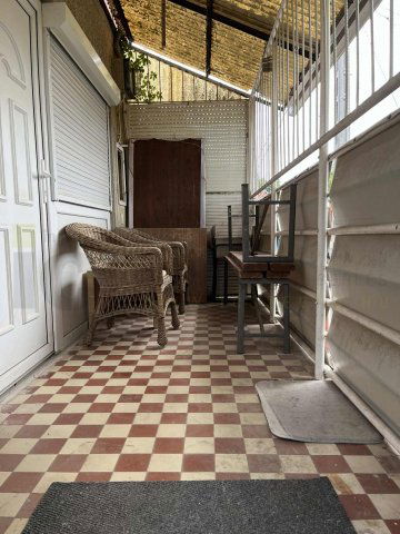 Eladó nyaraló, Szegeden 17.9 M Ft, 1 szobás