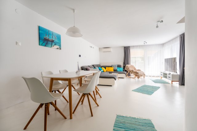 Eladó családi ház, Balatonkenesén, Mókus utcában 111.9 M Ft