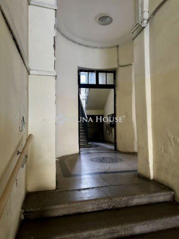 Eladó téglalakás, Budapesten, IV. kerületben 69.9 M Ft, 4 szobás