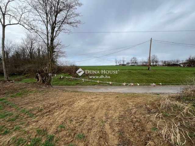 Eladó telek, Geresdlakon 8 M Ft / költözzbe.hu