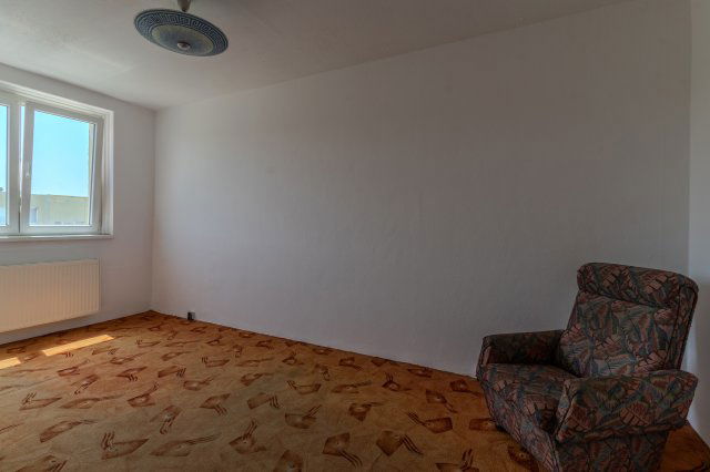 Eladó téglalakás, Baján 24.99 M Ft, 2 szobás