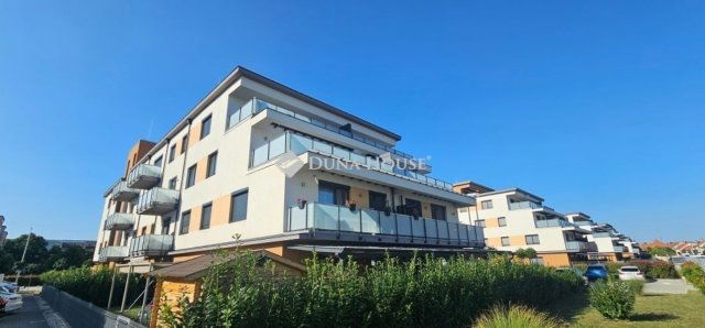 Eladó téglalakás, Szombathelyen 79.9 M Ft, 4 szobás