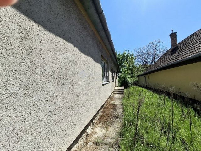 Eladó családi ház, Kerepesen 48 M Ft, 2 szobás