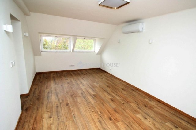 Kiadó téglalakás, albérlet, Kecskeméten 220 E Ft / hó