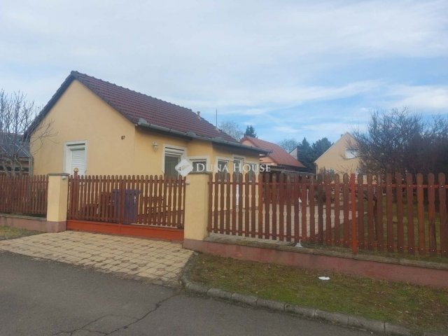 Eladó családi ház, Kozármislenyen 109.95 M Ft, 5 szobás