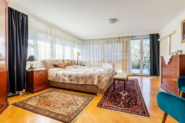 Eladó családi ház, Budapesten, II. kerületben 531.6 M Ft