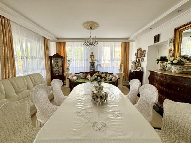 Eladó családi ház, Budapesten, XIX. kerületben 130 M Ft