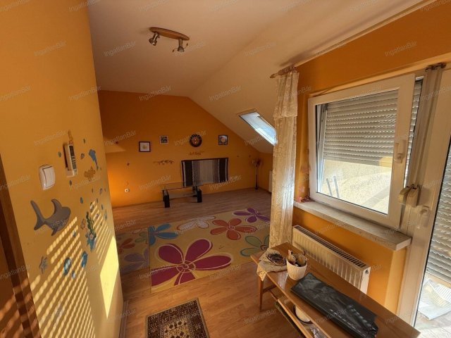 Eladó sorház, Debrecenben 115 M Ft, 3+1 szobás