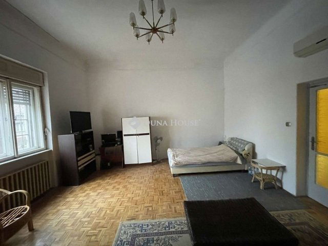 Eladó családi ház, Szegeden 163.78 M Ft, 3 szobás