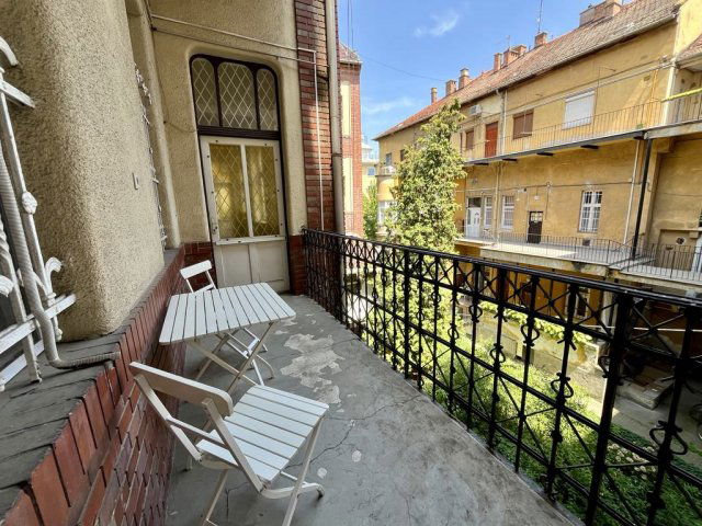 Kiadó téglalakás, albérlet, Szegeden, Deák Ferenc utcában