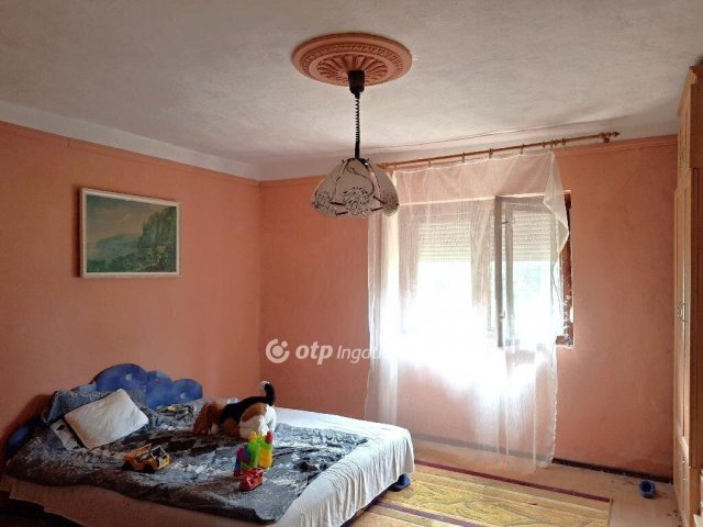 Eladó családi ház, Mezőhegyesen 17.99 M Ft, 3 szobás