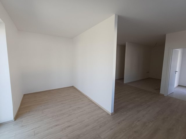 Eladó téglalakás, Szombathelyen 43.5 M Ft, 2 szobás