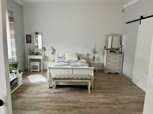 Eladó sorház, Budapesten, XVI. kerületben 139.9 M Ft, 2 szobás