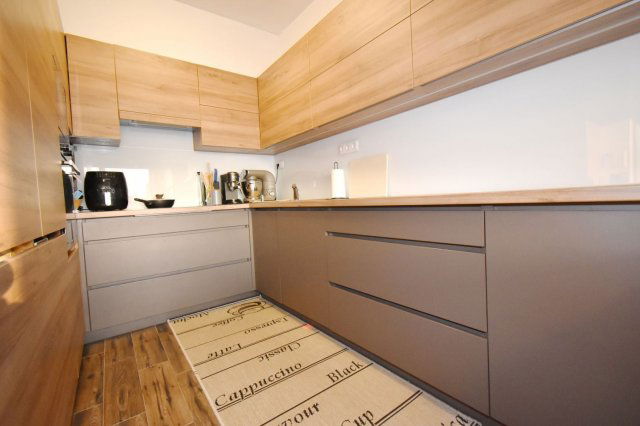 Eladó téglalakás, Debrecenben 89.9 M Ft, 3 szobás