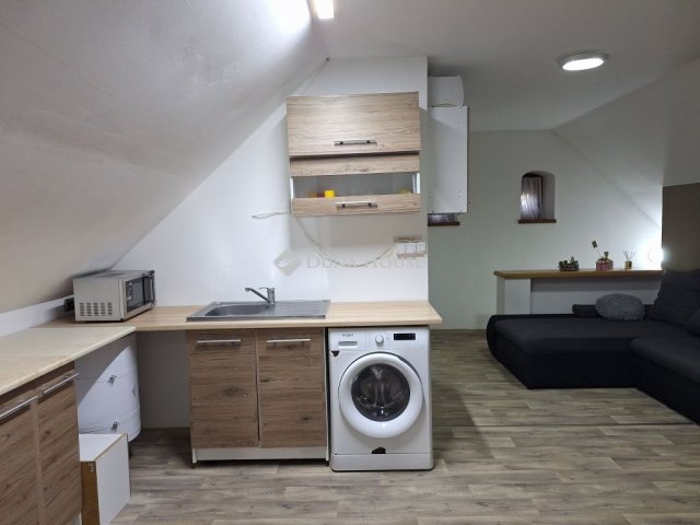 Eladó családi ház, Bölcskén 59.9 M Ft, 3 szobás