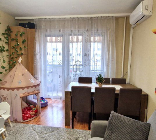 Eladó panellakás, Budapesten, III. kerületben 65.9 M Ft, 2 szobás