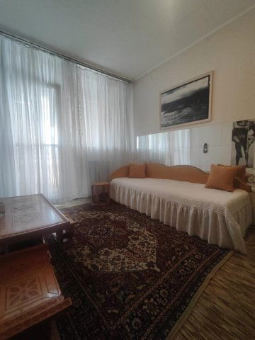 Eladó panellakás, Szegeden, Sárosi utcában 45.9 M Ft, 1+1 szobás