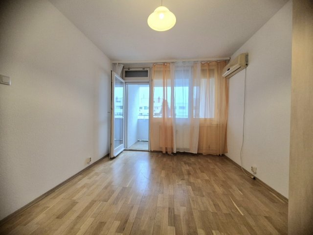 Eladó panellakás, Budapesten, III. kerületben 74.6 M Ft, 2 szobás