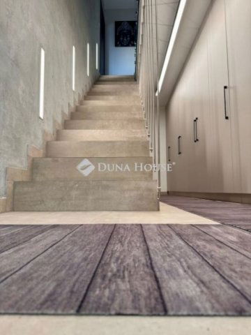 Eladó családi ház, Orfűn 199.99 M Ft, 3 szobás