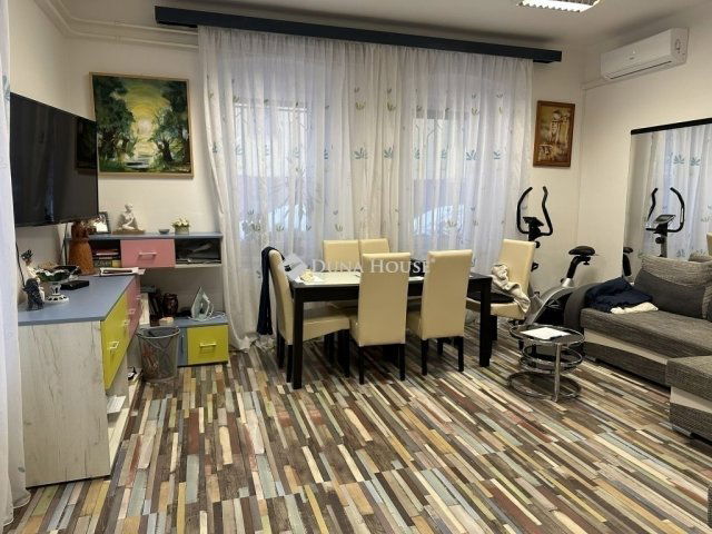 Eladó téglalakás, Szegeden 72.9 M Ft, 3 szobás