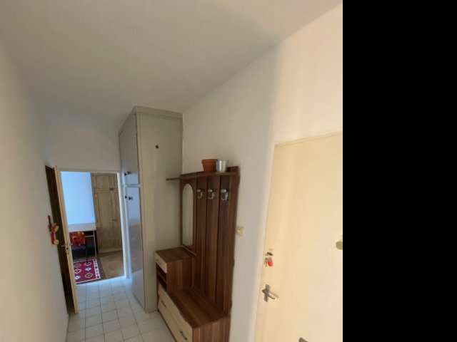 Kiadó panellakás, albérlet, Pécsett 65 E Ft / hó, 1 szobás