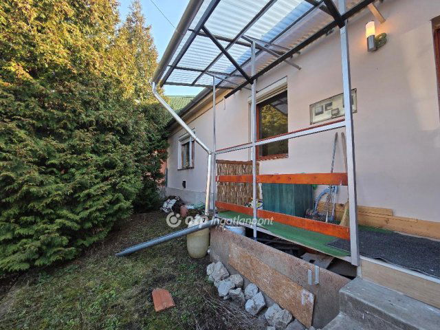 Eladó sorház, Miskolcon 22 M Ft, 1 szobás / költözzbe.hu