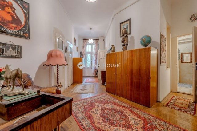 Eladó téglalakás, Budapesten, II. kerületben 182.9 M Ft