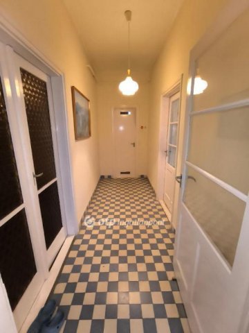 Eladó családi ház, Kishartyánon 19.9 M Ft, 3 szobás