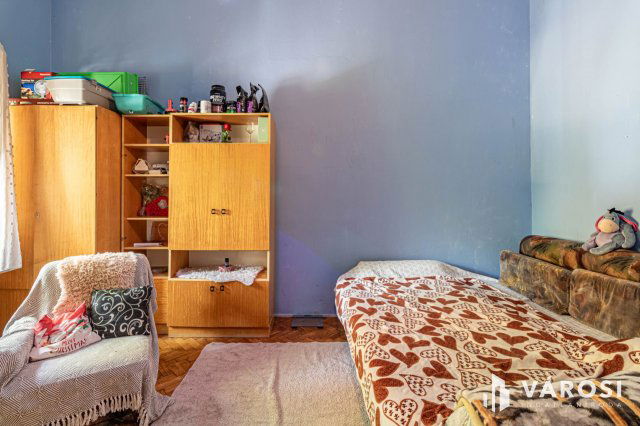 Eladó téglalakás, Szegeden 30.99 M Ft, 1 szobás