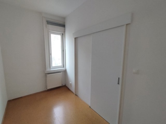 Kiadó téglalakás, albérlet, III. kerületben, Zápor utcában
