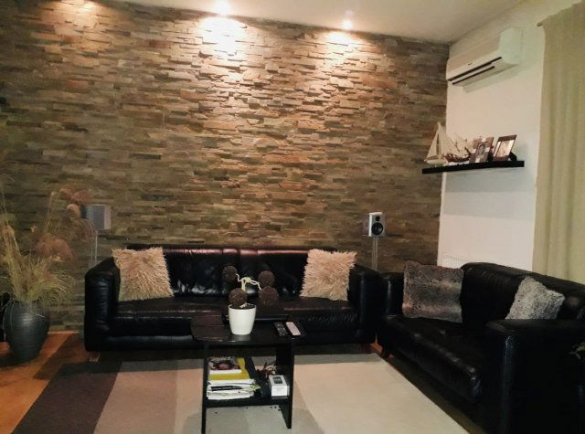 Eladó családi ház, Törtelen 74900 M Ft, 6 szobás