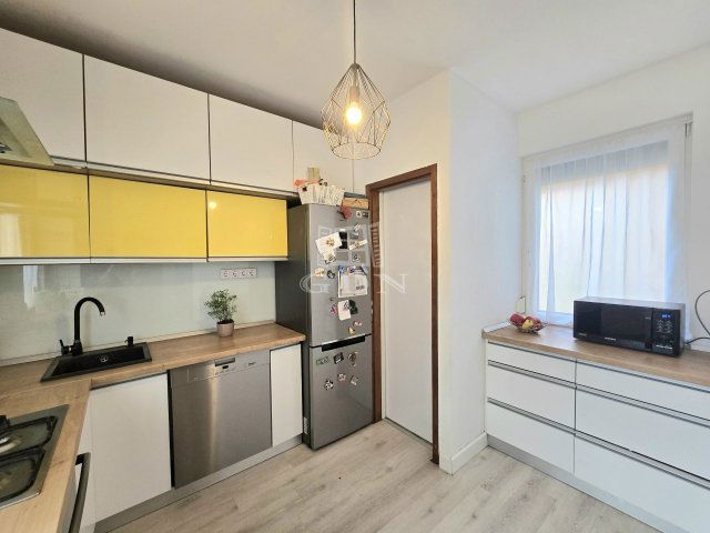 Eladó családi ház, Zalaegerszegen 83 M Ft, 3 szobás