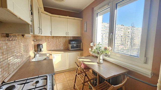 Eladó panellakás, Budapesten, III. kerületben 64.9 M Ft